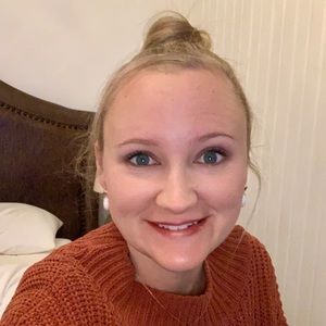 Meet your Posher, Mindy